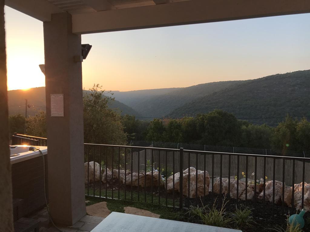 Habait ba Shomera Bagian luar foto